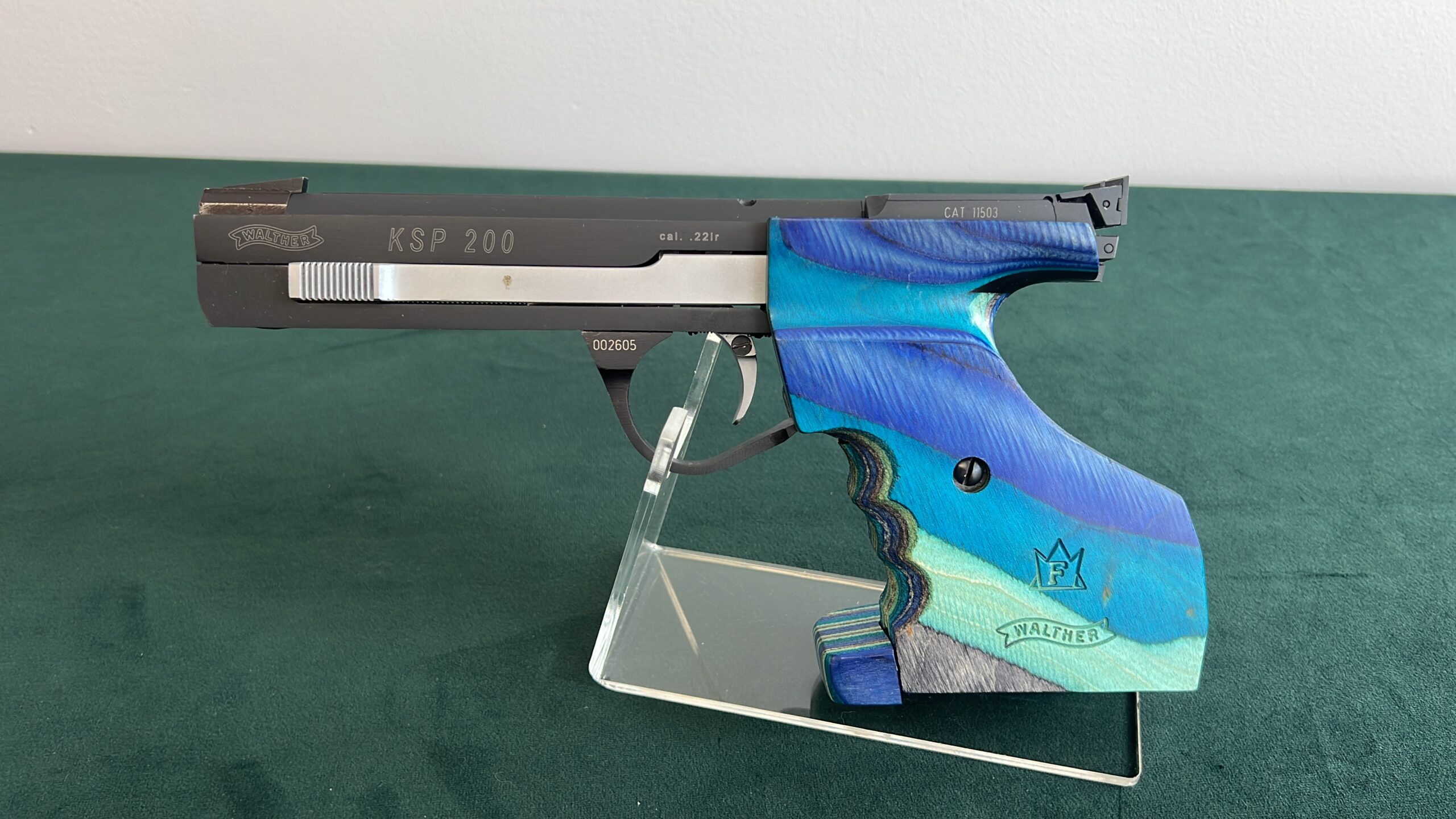 MLOZ4928